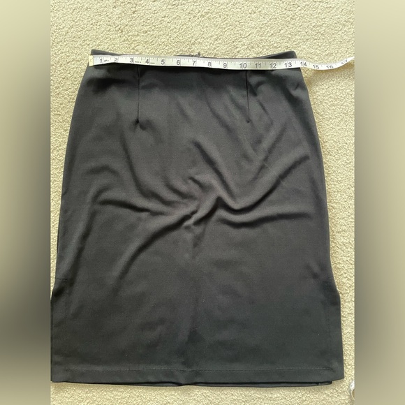 Ann Taylor A line Skirt - Picture 3 of 6